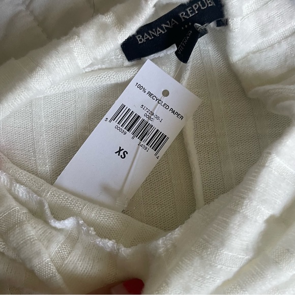 nwt banana republic high neck top - Picture 3 of 6